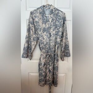 Pottery Barn Women’s Size Medium Blue Toile Polyester Sorrel Print Robe